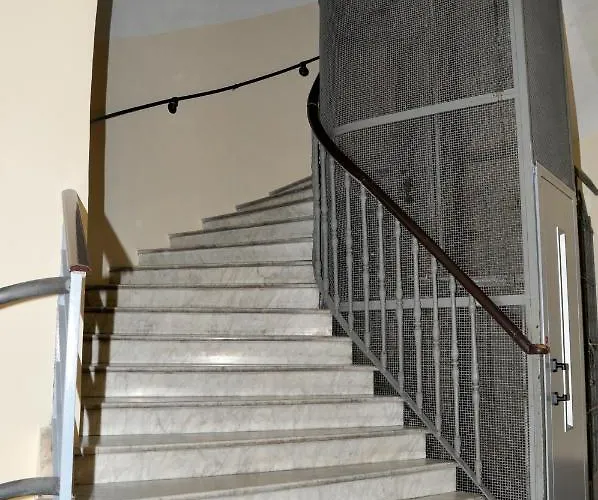 לינה וארוחת בוקר Quintino 2*